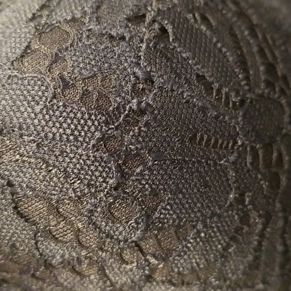 💕LAURA ASHLEY💕 2 Pack Bras ~ Pink & Blue Lace 34C NWT - Picture 11 of 15